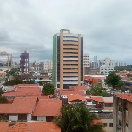 Hospedagem domiciliar Compartilhado Em No Coração Do Papicu - 500m Do Shopping Rio Mar